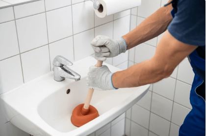 Dịch vụ thông tắc bồn cầu Hà Nội có giá bao nhiêu?